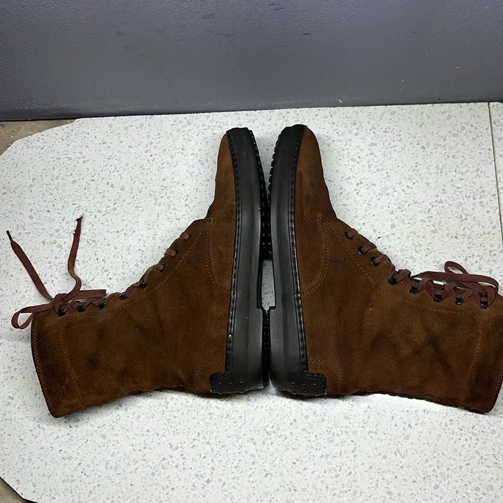 🍀🍀Tod’s Boots 🍀🍀 - Picture 3 of 6